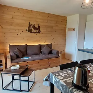  Appartement Je T'aime - Les Tennis - 2 2 Pieces 5 P Et 6 P